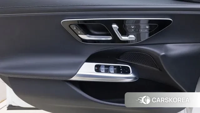 Mercedes-Benz E-Class W214 2024 Белый из Кореи, фото 6