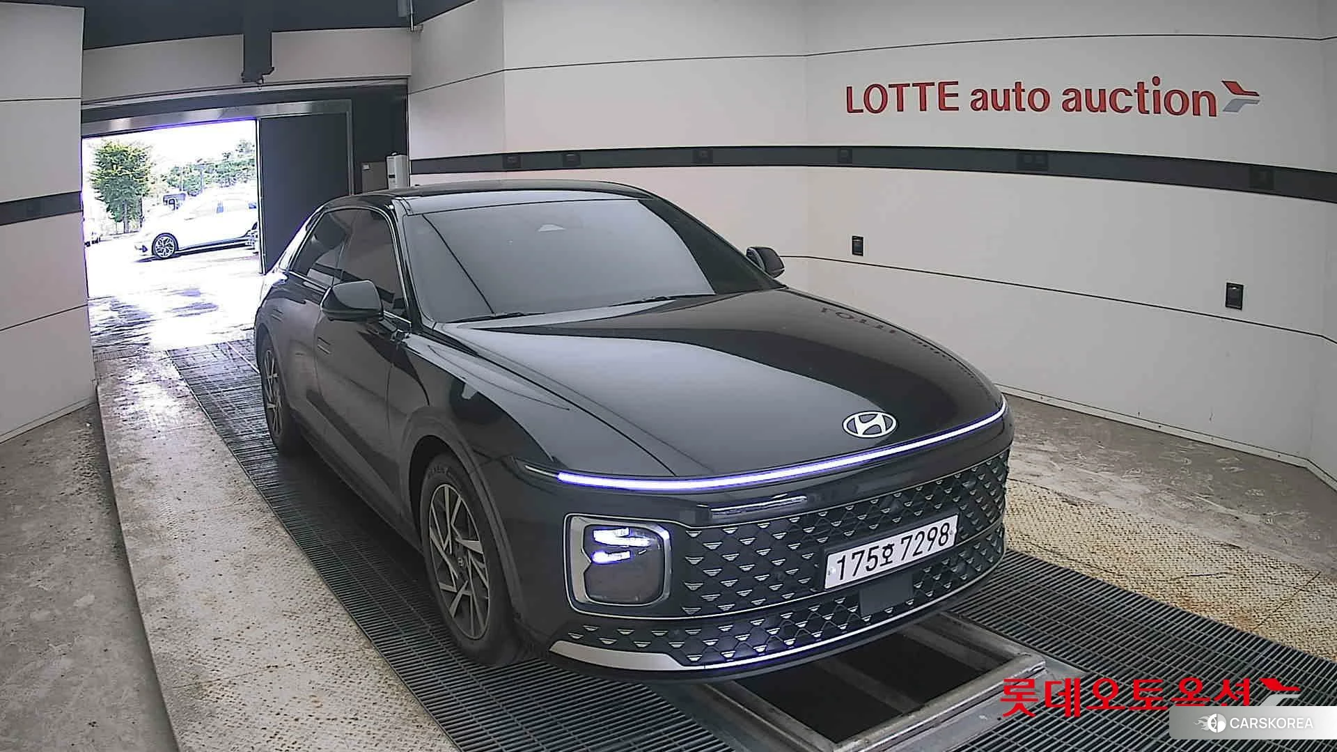 Hyundai Grandeur 2023 Abyss Black Pearl из Кореи, фото 6