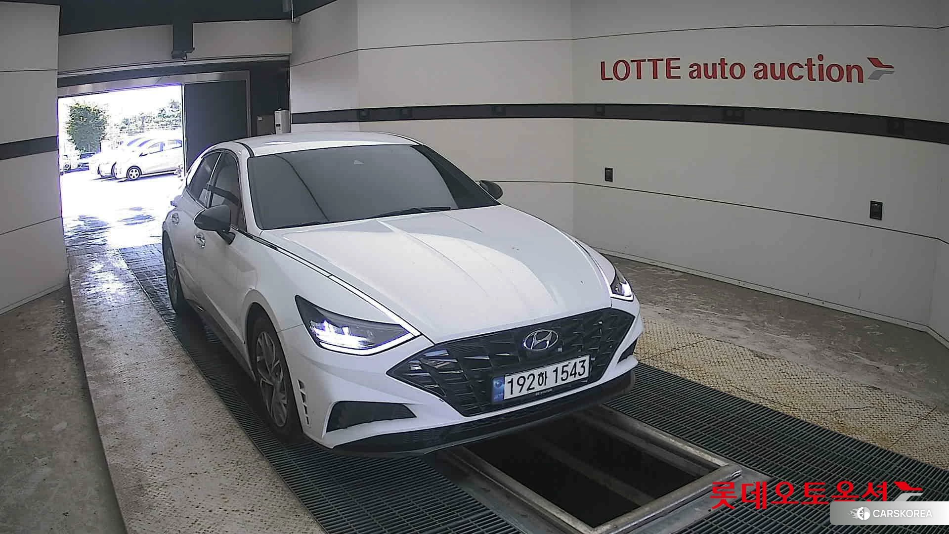 Hyundai Sonata 2023 Serenity White Pearl (Optional addition) из Кореи, фото 6
