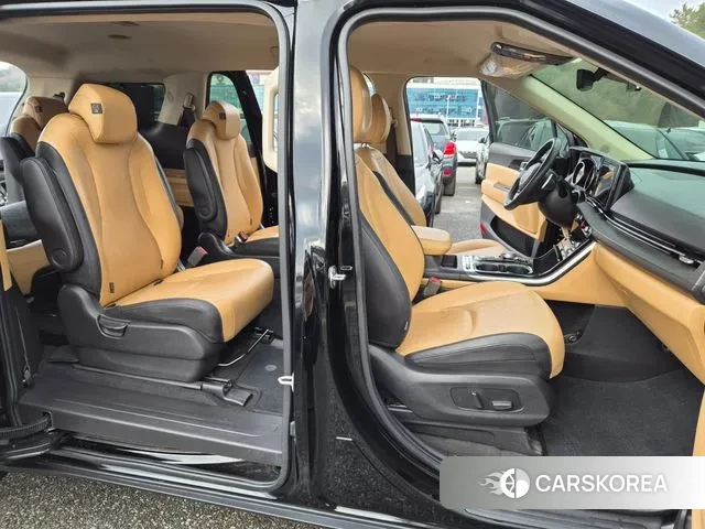 Kia Carnival 4th generation 2023 Черный из Кореи, фото 6