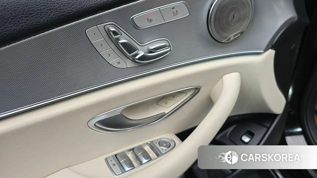 Mercedes-Benz E-Class W213 2018 Черный из Кореи, фото 6