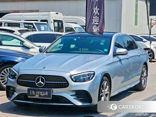 Mercedes-Benz E-class 2023 Серебристо-серый из Китая, фото 6