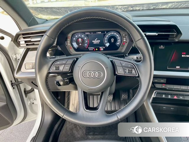 Audi A3 2023 Белый из Китая, фото 6