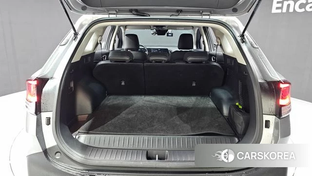 Kia Sportage 5th Generation 2024 Серебристо-серый из Кореи, фото 6