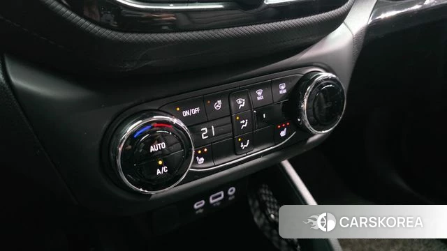 Chevrolet (GM Daewoo) Trailblazer 2021 Черный из Кореи, фото 6