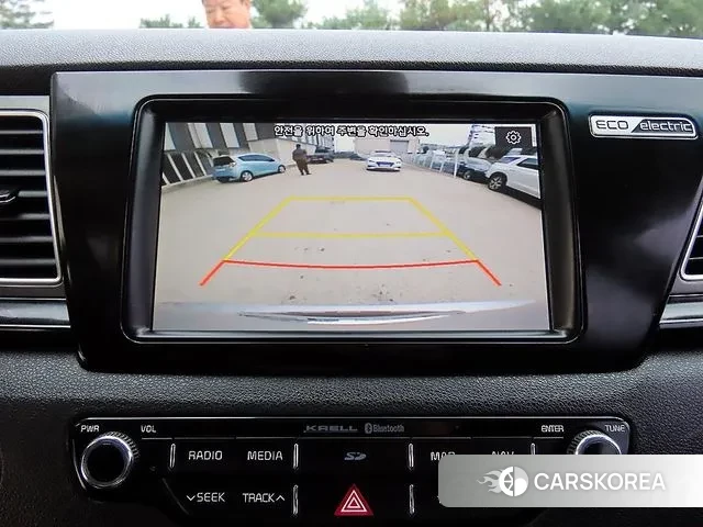 Kia Niro EV 2021 Серебряный из Кореи, фото 6