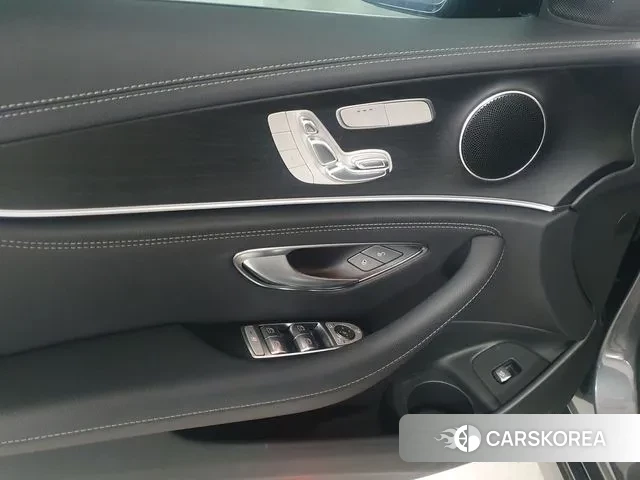 Mercedes-Benz E-Class W213 2020 Серый из Кореи, фото 6