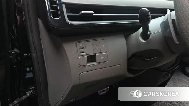 Hyundai Staria 2024 Черный из Кореи, фото 6