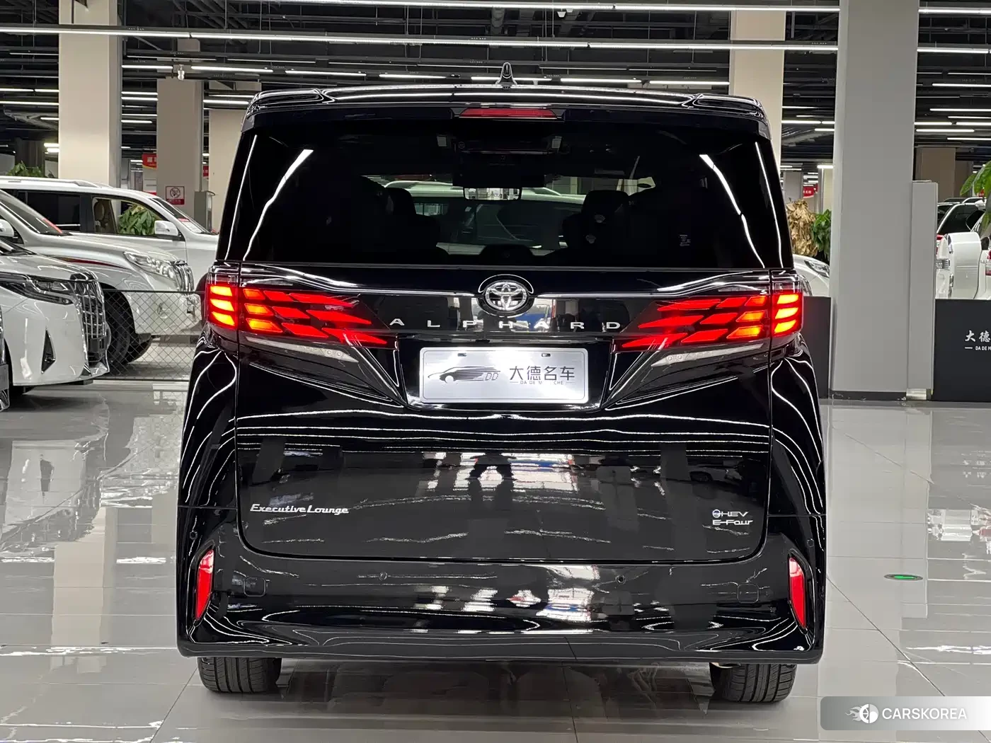 Toyota Elfa 2026 Черный из Китая, фото 6