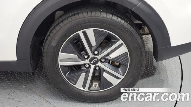 Kia The New Niro id 2688572 из Кореи 6