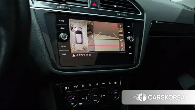 Volkswagen Tiguan second Generation 2020 Черный из Кореи, фото 6