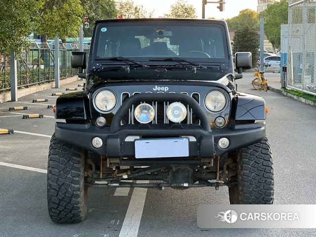 Jeep Wrangler 2018 Черный из Китая, фото 6