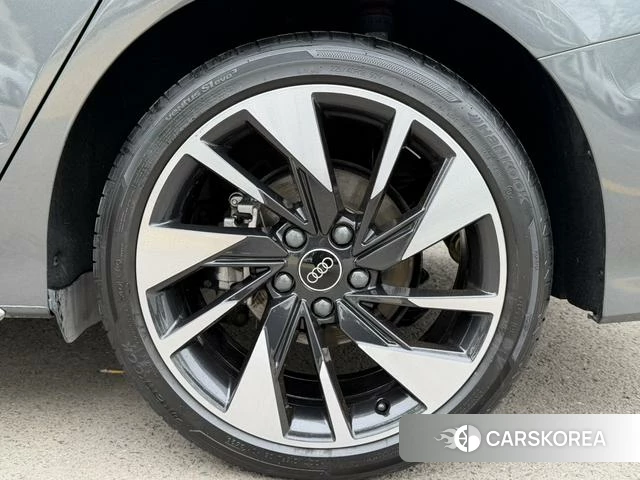 Audi A3 2023 Темно-серый из Китая, фото 6
