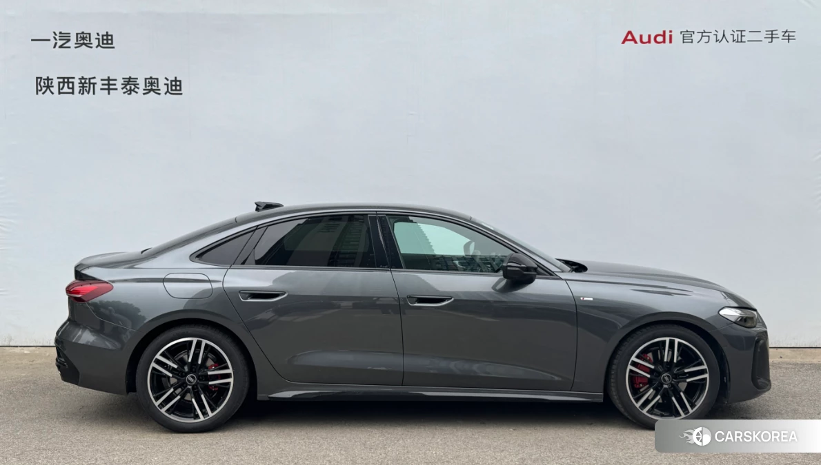 Audi A5L 2025 Темно-серый из Китая, фото 6