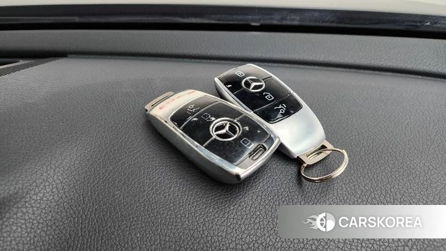 Mercedes-Benz E-Class W213 2018 Черный из Кореи, фото 6