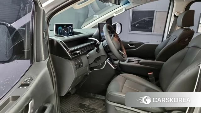 Hyundai The New Staria 2026 Серый из Кореи, фото 6