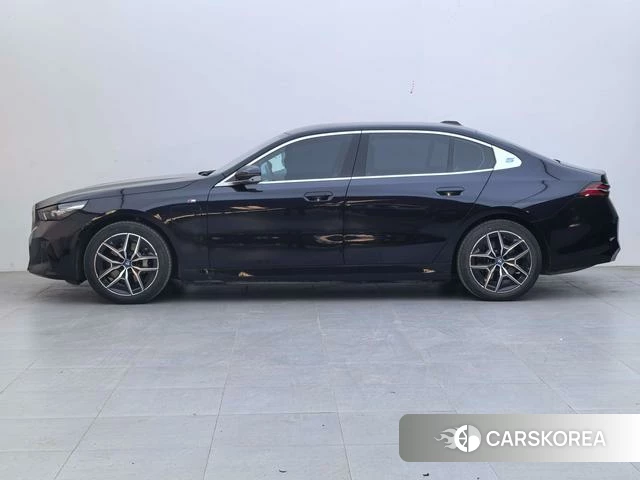 BMW i5 2025 Черный из Китая, фото 6