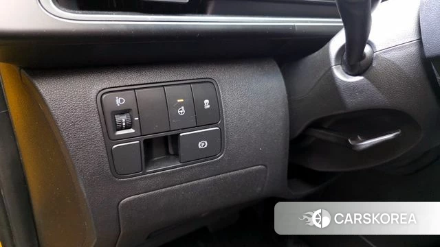 Hyundai Staria 2022 Желтый из Кореи, фото 6