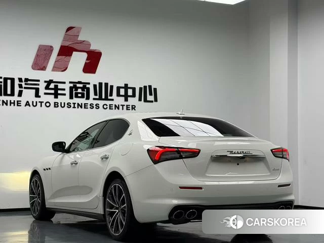 Maserati Ghibli 2021 Белый из Китая, фото 6