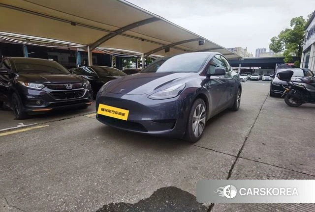 Tesla Model Y 2023 Темно-серый из Китая, фото 6