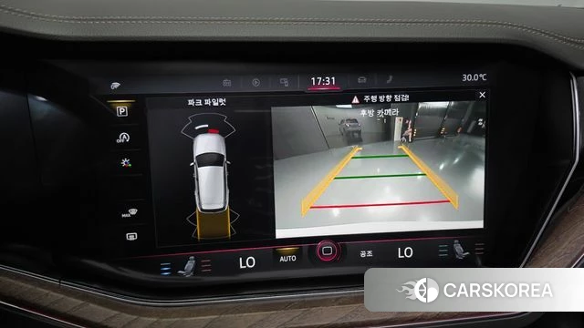 Volkswagen Touareg 3rd generation 2020 Белый из Кореи, фото 6