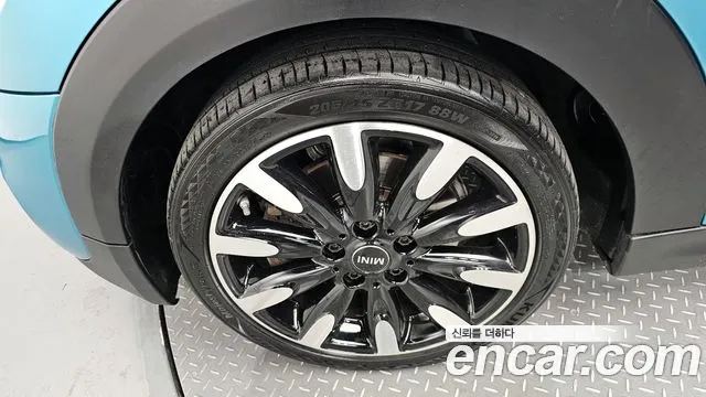 Mini Cooper S Convertible id 2683884 из Кореи 6