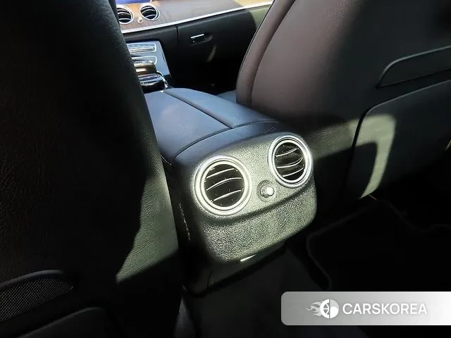 Mercedes-Benz E-Class W213 2019 Серый из Кореи, фото 6