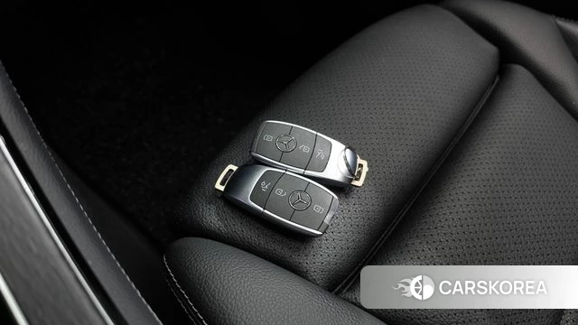 Mercedes-Benz GLC-Class X253 2020 Черный из Кореи, фото 6