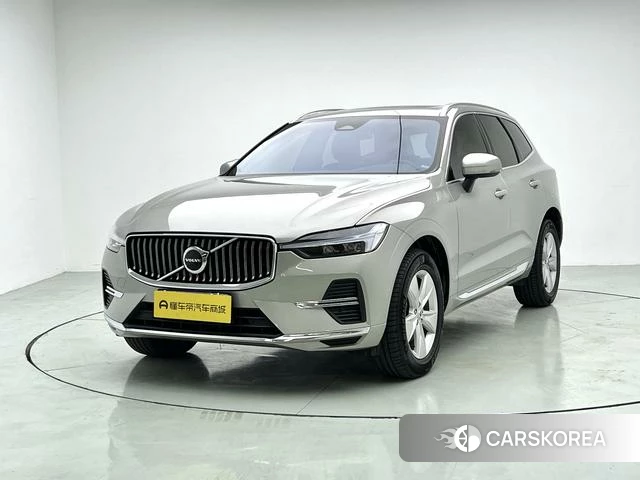 Volvo XC60 2022 Серебристо-серый из Китая, фото 6