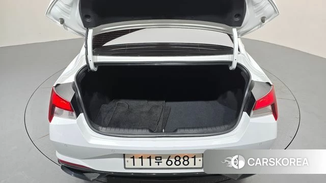 Hyundai Avante (CN7) 2022 Белый из Кореи, фото 6