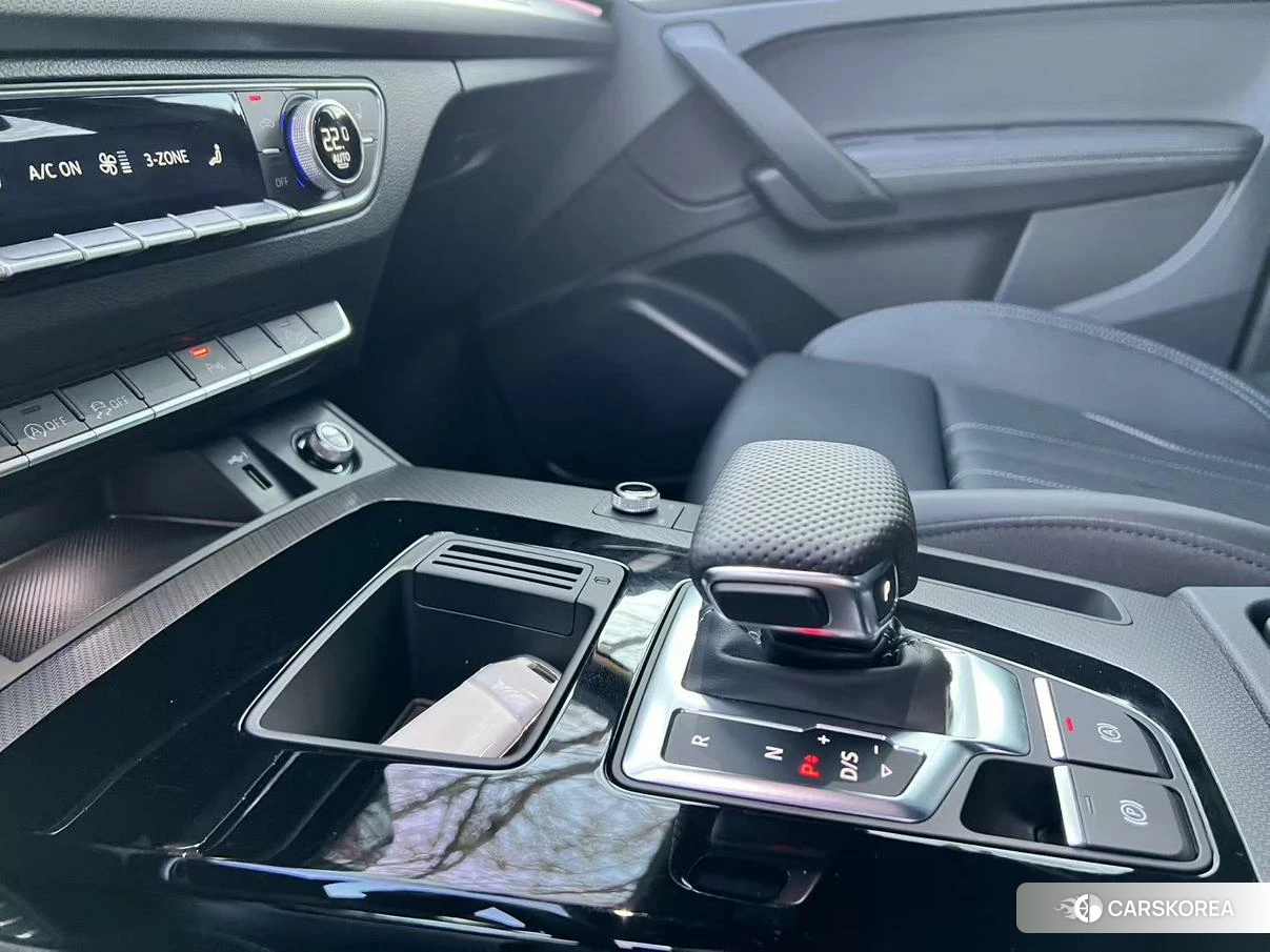 Audi Q5L 2023 Белый из Китая, фото 6
