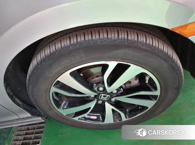 Honda Odyssey 2018 Серебристо-серый из Кореи, фото 6