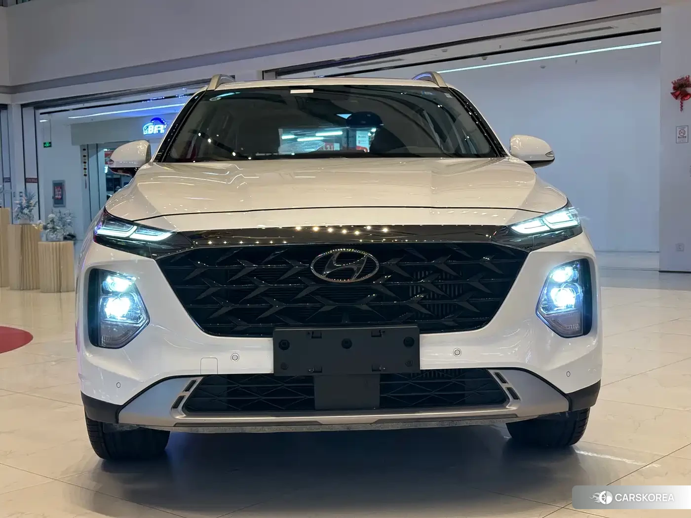 Hyundai Santa Fe 2023 Белый из Китая, фото 6