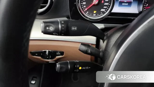 Mercedes-Benz E-Class W213 2018 Белый из Кореи, фото 6