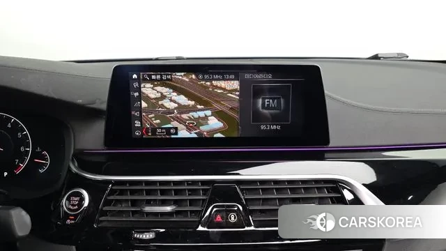 BMW 5 Series (G30) 2019 Синий из Кореи, фото 6