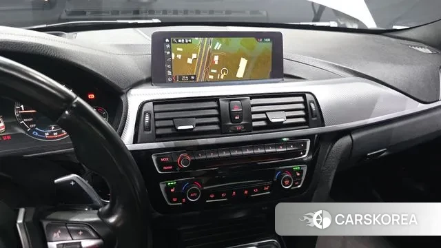 BMW 3 Series (F30) 2018 Белый из Кореи, фото 6