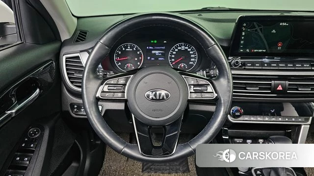 Kia Seltos 2019 Белый из Кореи, фото 6