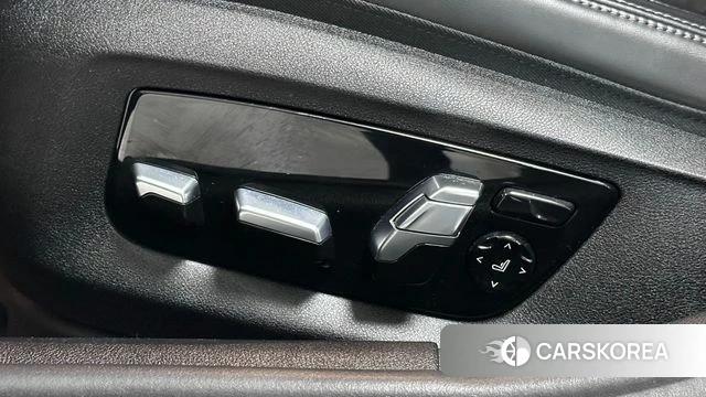 BMW 5 Series (G30) 2022 Черный из Кореи, фото 6