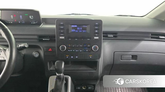 Hyundai Staria 2022 Белый из Кореи, фото 6