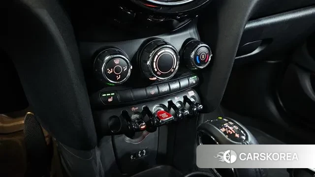 Mini Cooper 2018 Синий из Кореи, фото 6