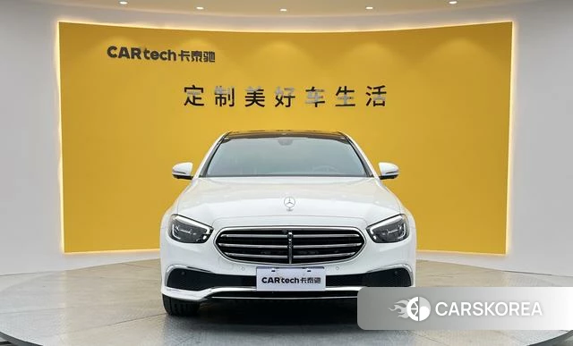 Mercedes-Benz E-class 2023 Белый из Китая, фото 6