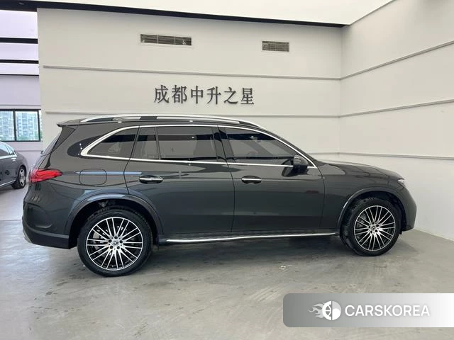 Mercedes-Benz GLC 2023 Черный из Китая, фото 6