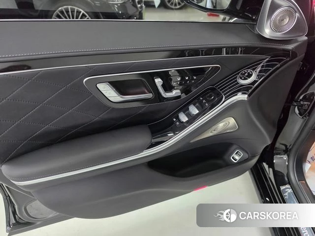 Mercedes-Benz S-Class W223 2023 Черный из Кореи, фото 6