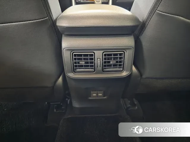 Toyota RAV4 5th Generation 2024 Черный из Кореи, фото 6