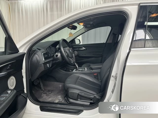 BMW 1 series 2023 Белый из Китая, фото 6