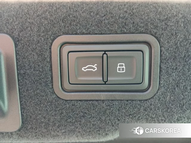 Audi A8 (D5) 2023 Белый из Кореи, фото 6