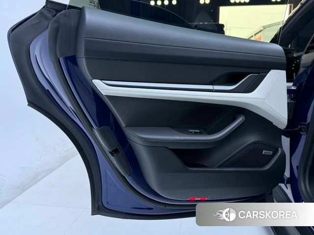 Porsche Taycan 2021 Синий из Кореи, фото 6