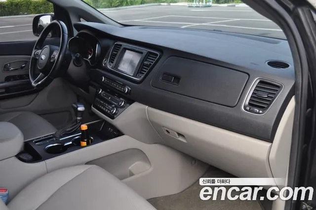 Kia The New Carnival 2019 Серый из Кореи, фото 6