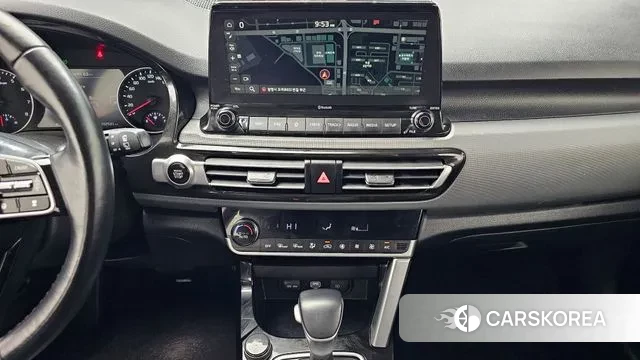 Kia Seltos 2022 Белый из Кореи, фото 6