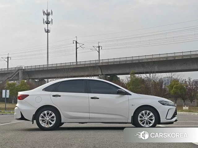 Chevrolet Cruze 2023 Белый из Китая, фото 6